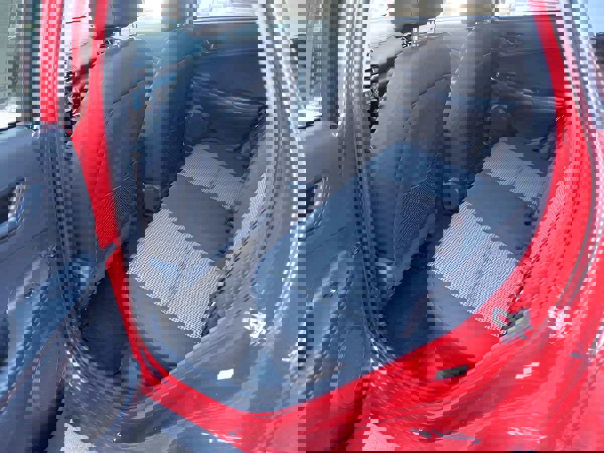 Used 2021 Hyundai Kona SEL image 23