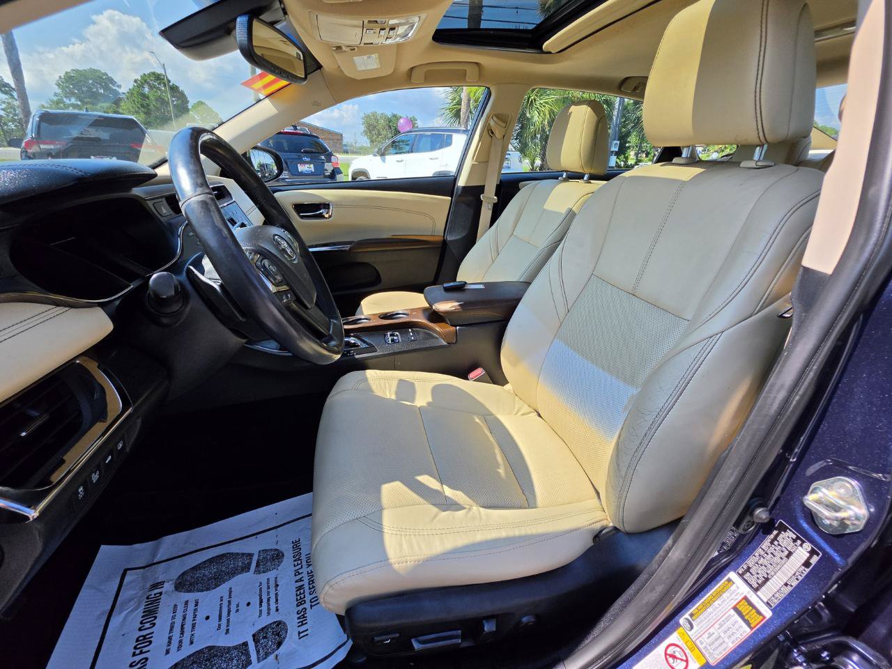 Used 2017 Toyota Avalon Limited FWD image 10