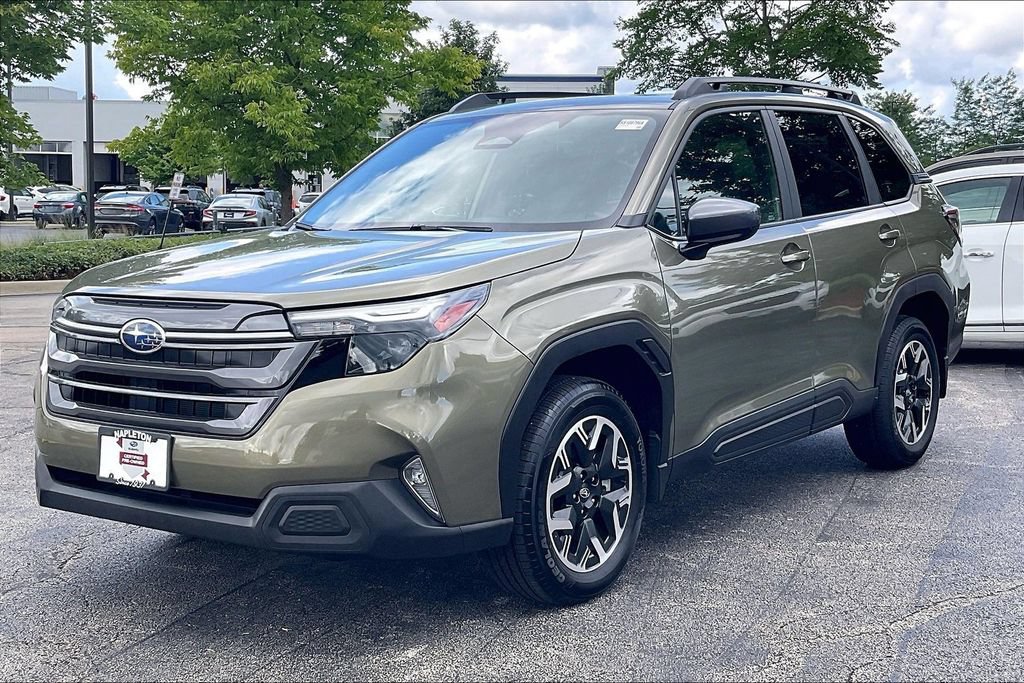 Certified 2025 Subaru Forester Premium AWD/4WD image 15