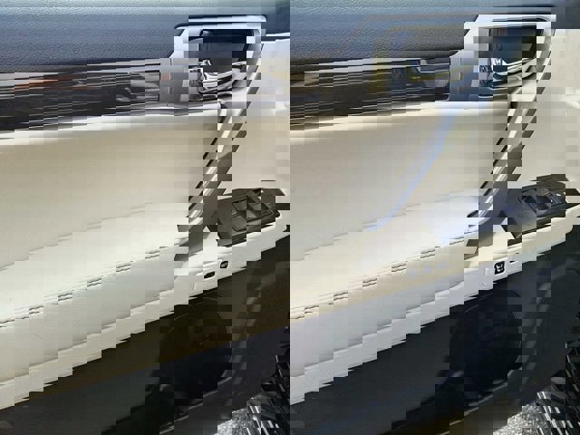 Certified 2023 Lexus GX 460 Premium w/ Premium Plus Package image 8