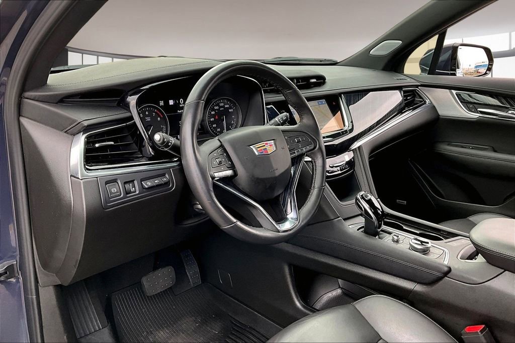 Certified 2024 Cadillac XT6 Premium Luxury w/ Technology Package AWD/4WD image 13