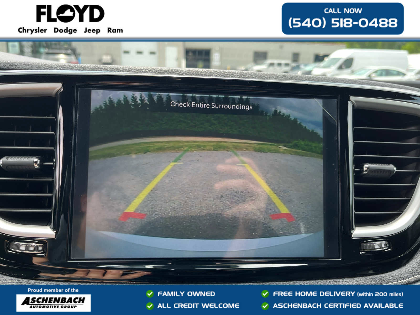 New 2027 Chrysler Pacifica Select FWD image 16