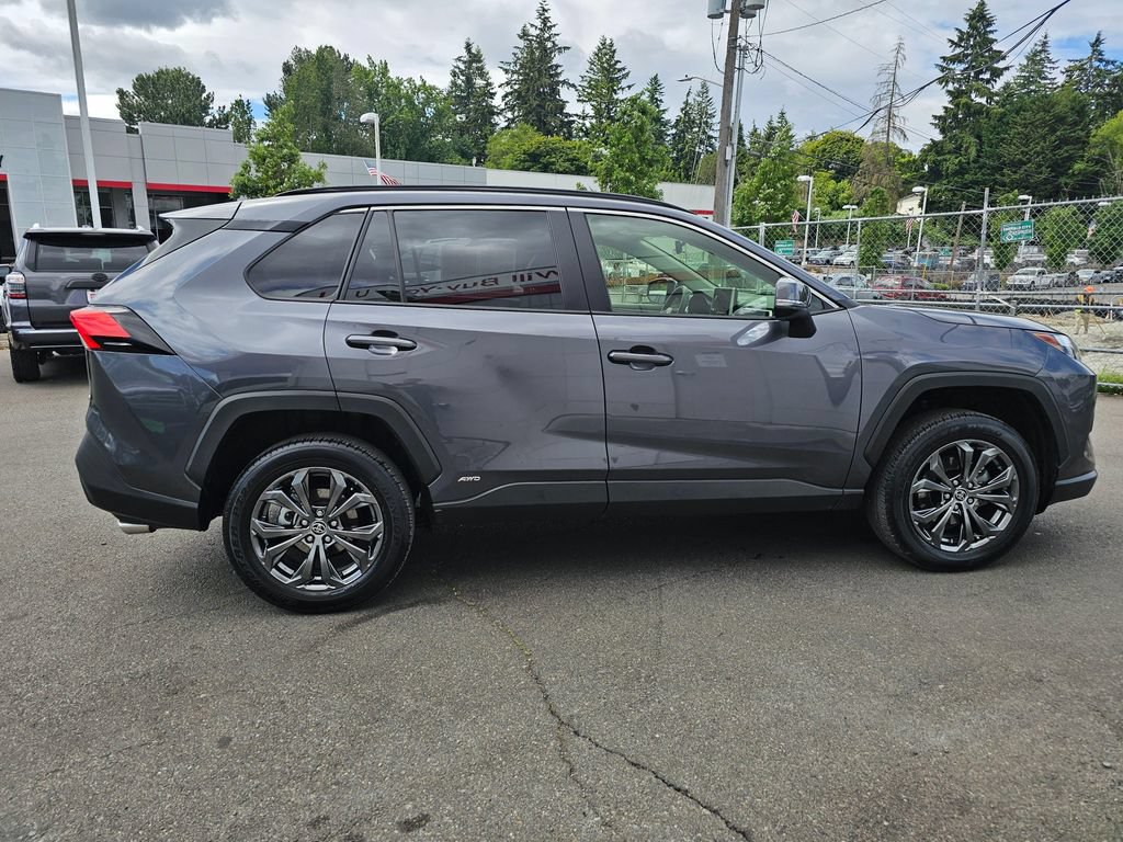 Certified 2023 Toyota RAV4 XLE Premium AWD/4WD image 8