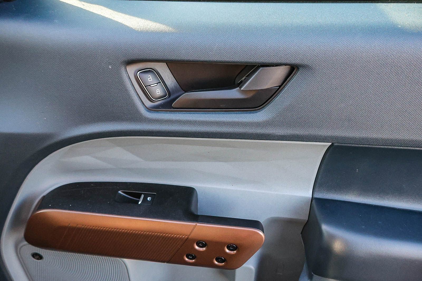 Used 2024 Ford Maverick Lariat w/ 4K Tow Package image 19