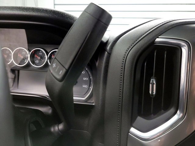 Used 2020 Chevrolet Silverado 1500 RST image 6