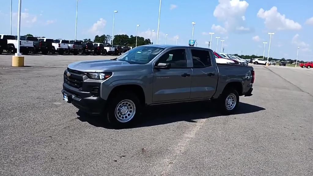 New 2026 Chevrolet Colorado W/T image 4