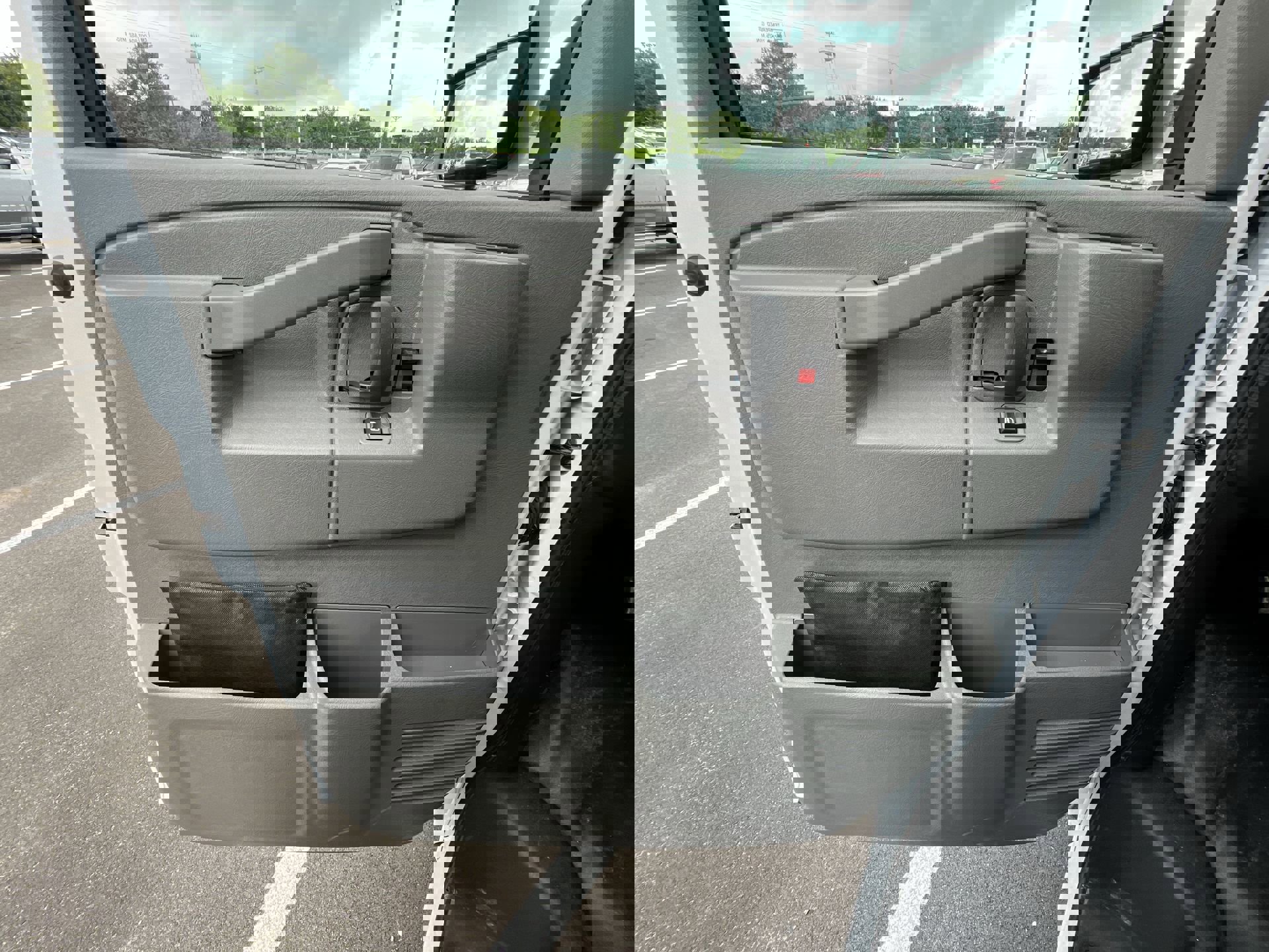 New 2025 GMC Savana 3500 w/ Power Convenience Package image 51