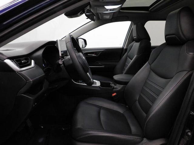 Used 2023 Toyota RAV4 XLE Premium image 25