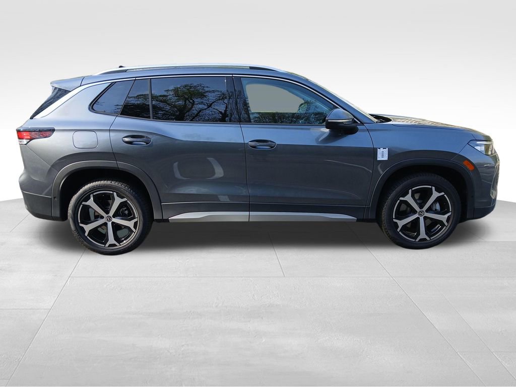 New 2026 Volkswagen Tiguan SE AWD/4WD image 6