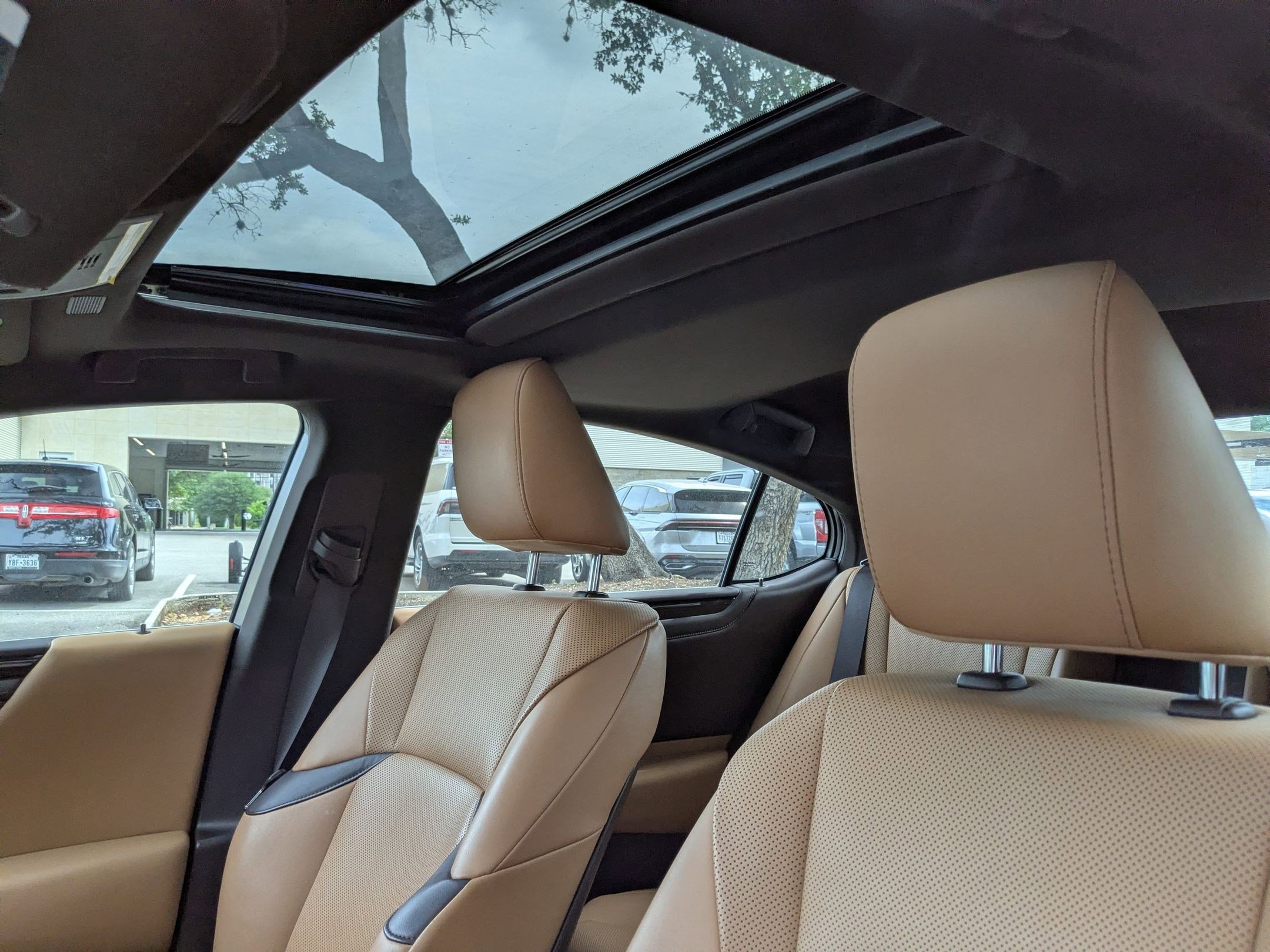 Used 2021 Lexus ES 350 w/ Premium Package FWD image 12