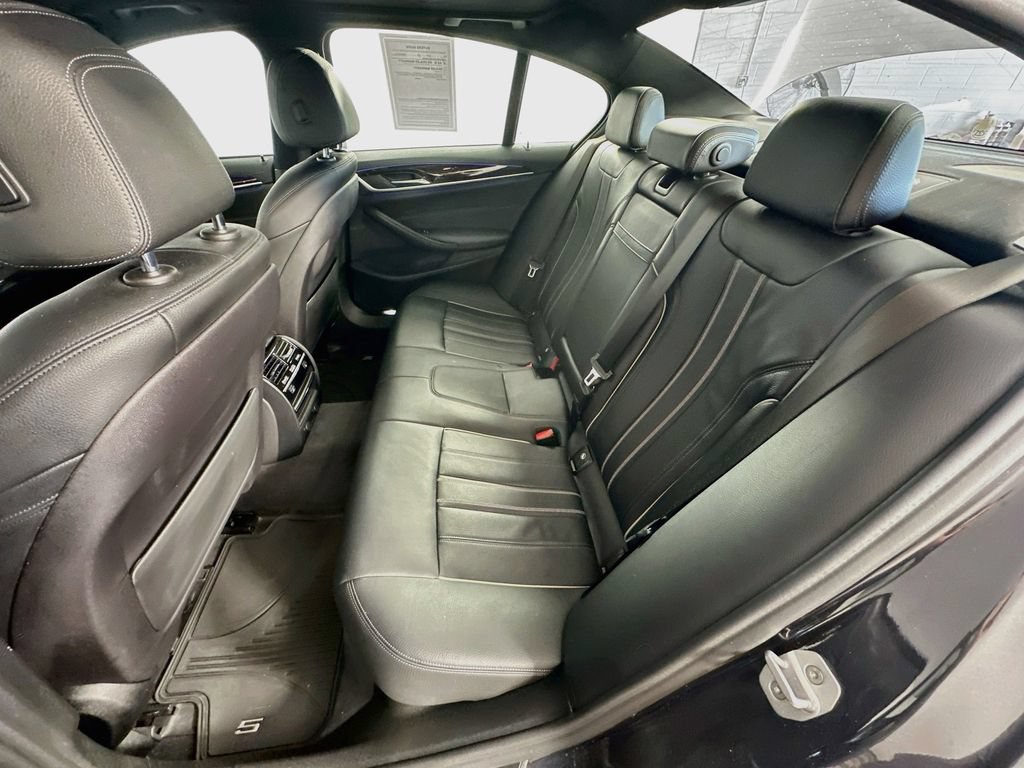 Used 2019 BMW 530e xDrive w/ Convenience Package AWD/4WD image 33