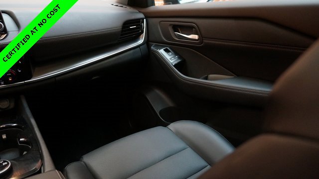 Used 2022 Nissan Rogue SV w/ SV Premium Package image 36