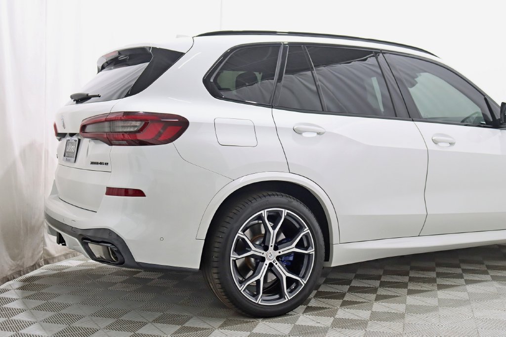 Used 2023 BMW X5 xDrive45e w/ Executive Package AWD/4WD image 11
