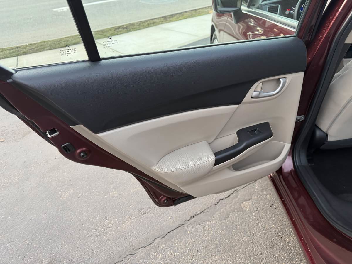 Used 2014 Honda Civic LX image 14