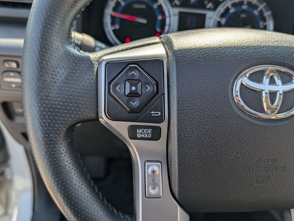 Used 2015 Toyota 4Runner Limited AWD/4WD image 24