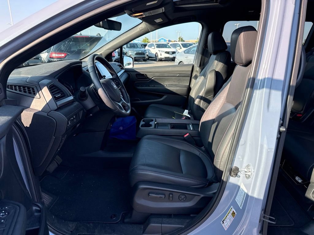 Used 2023 Honda Odyssey Sport image 17