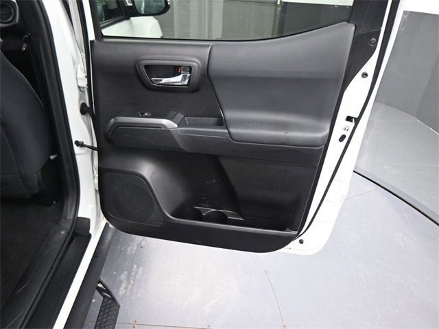Used 2020 Toyota Tacoma TRD Off-Road image 13