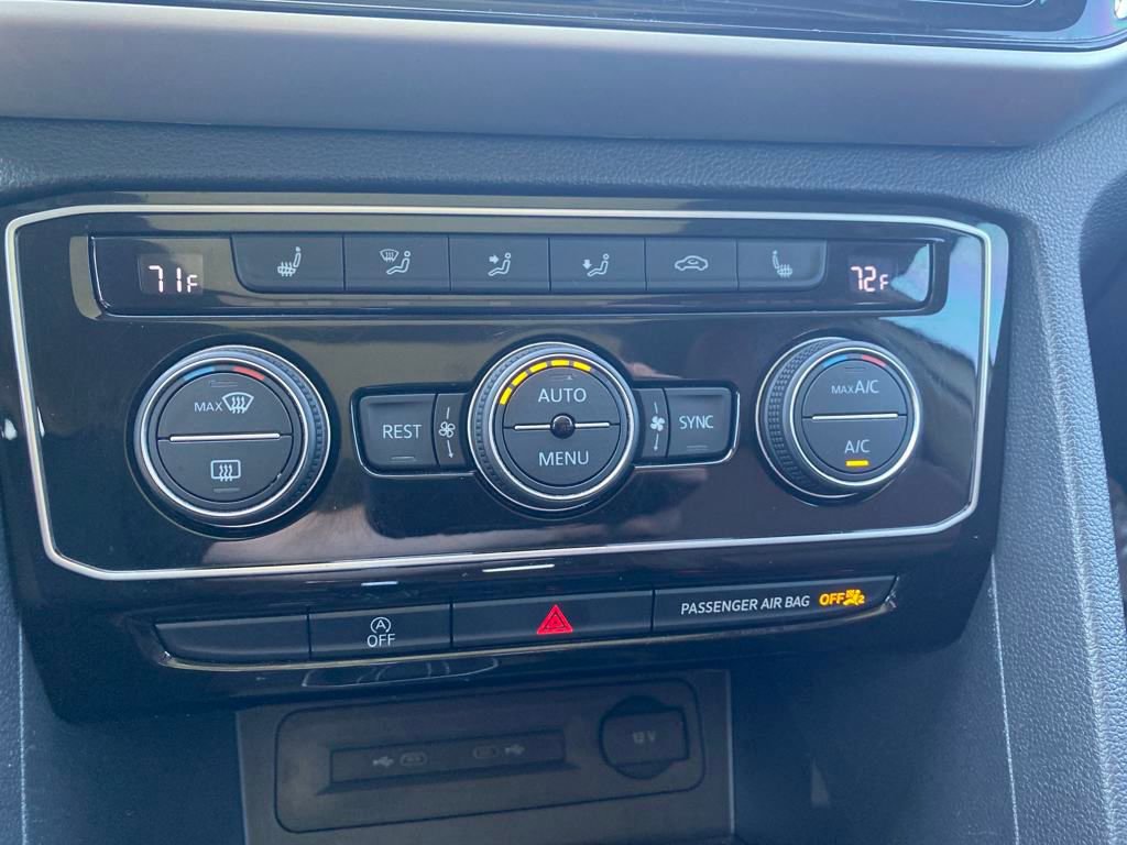 Used 2022 Volkswagen Atlas SEL image 28