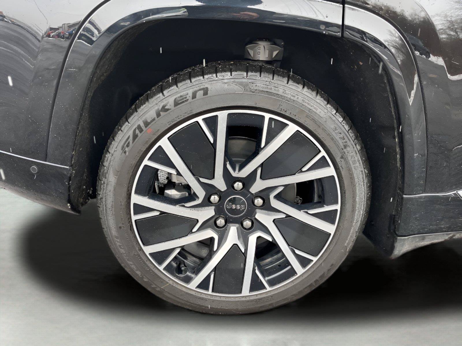 New 2025 Jeep Wagoneer S Limited AWD/4WD image 36