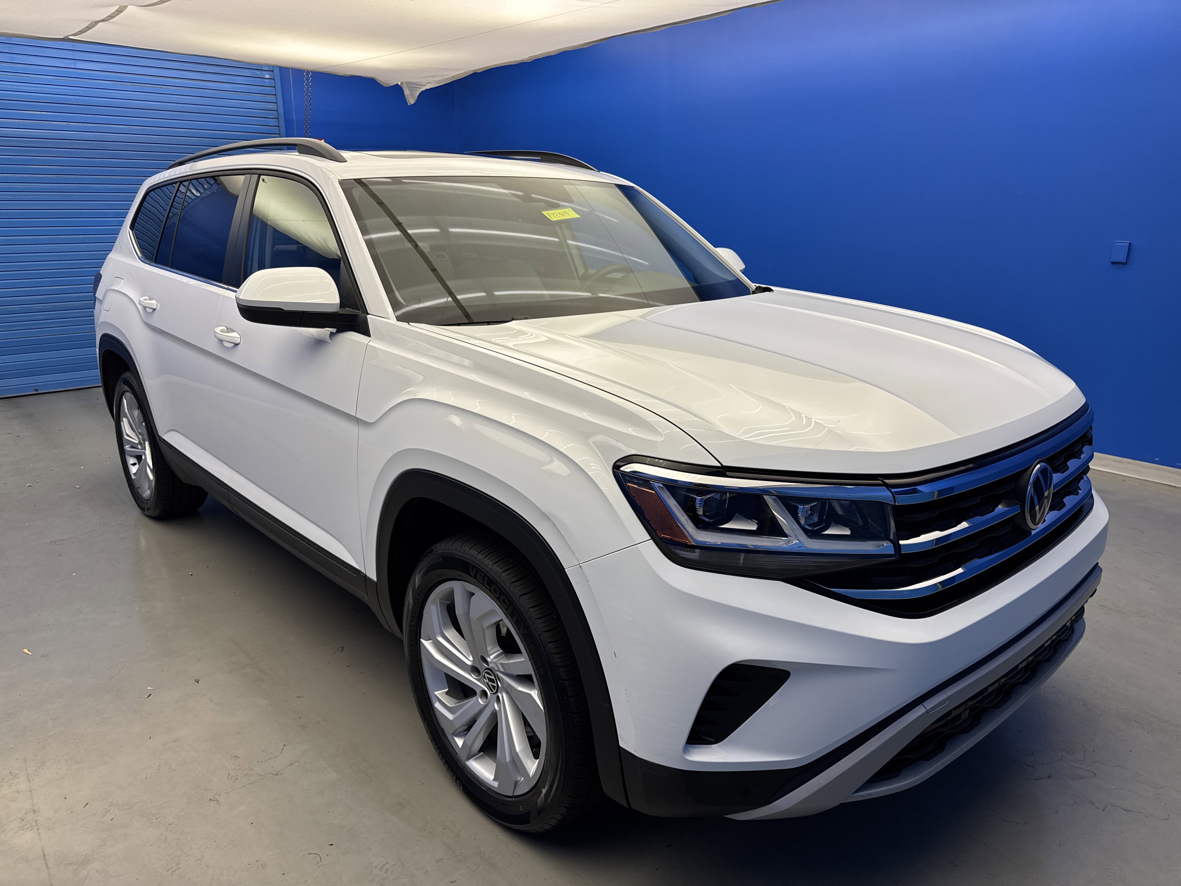 Used 2022 Volkswagen Atlas SE image 2