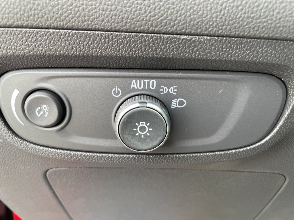 New 2026 Buick Encore GX Sport Touring w/ Comfort Package AWD/4WD image 16