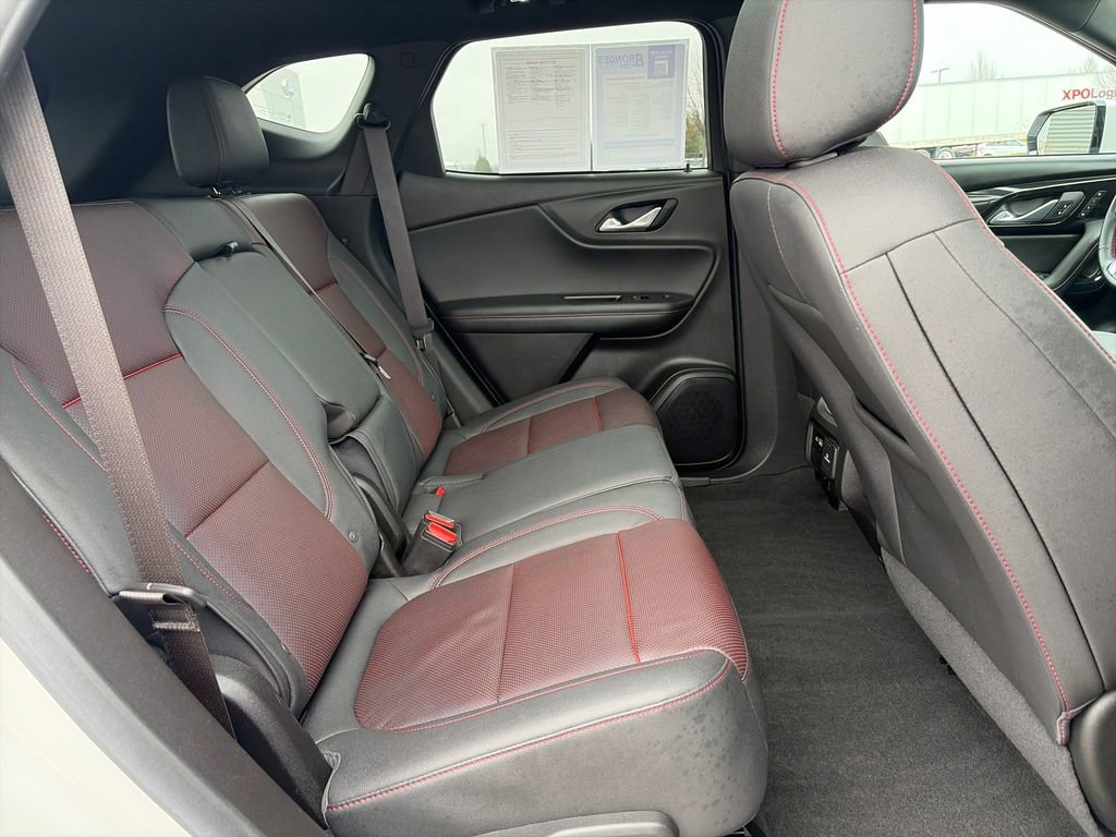 Used 2024 Chevrolet Blazer RS w/ Driver Confidence II Package image 33