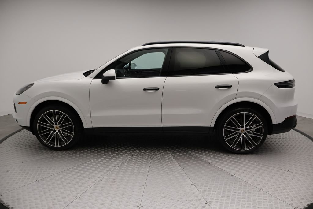 Used 2023 Porsche Cayenne S AWD/4WD image 12