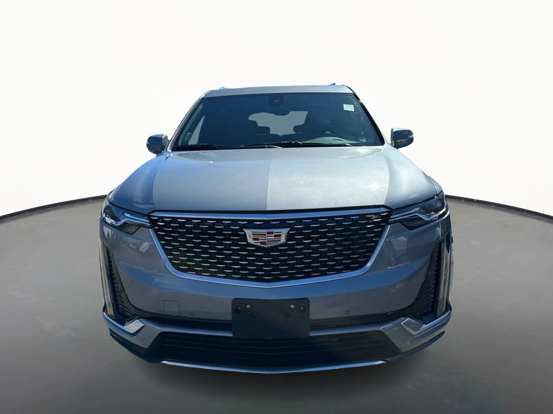 Certified 2025 Cadillac XT6 Premium Luxury image 2