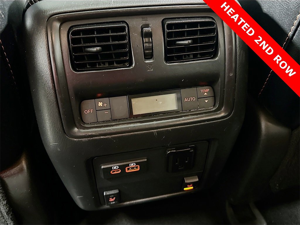 Used 2020 Nissan Pathfinder SL image 23