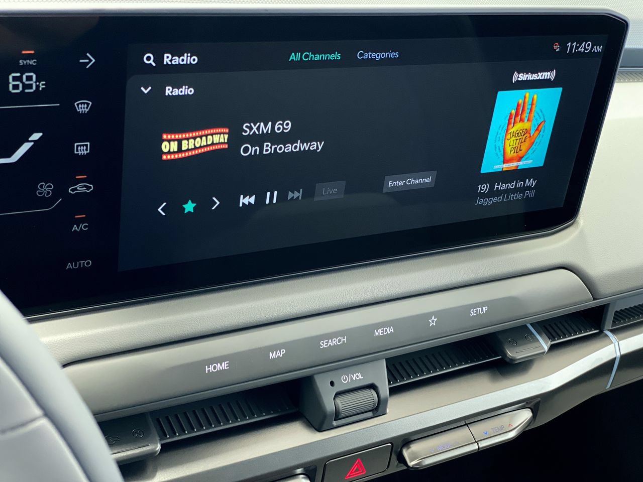 New 2027 Kia EV3 Wind FWD image 26