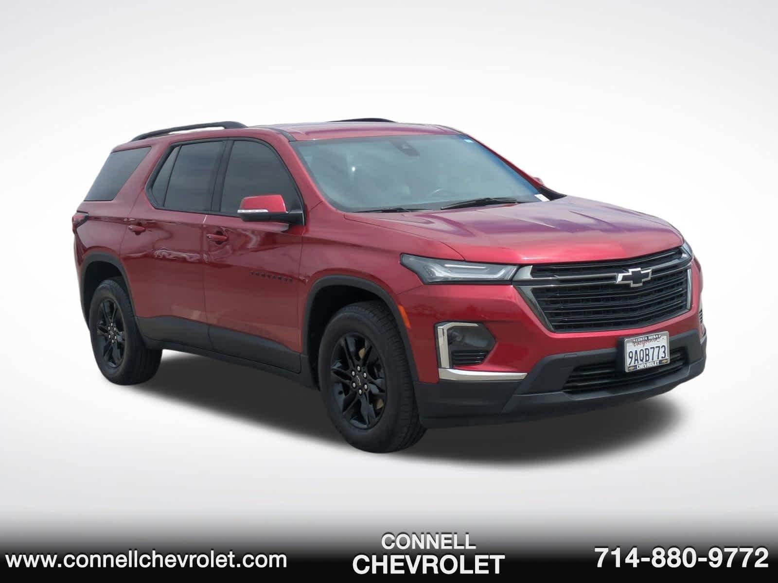 Used 2022 Chevrolet Traverse LT w/ Midnight/Sport Edition FWD image 3