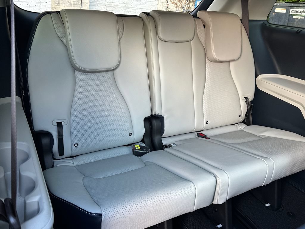 New 2026 Kia Carnival SX Prestige FWD image 16