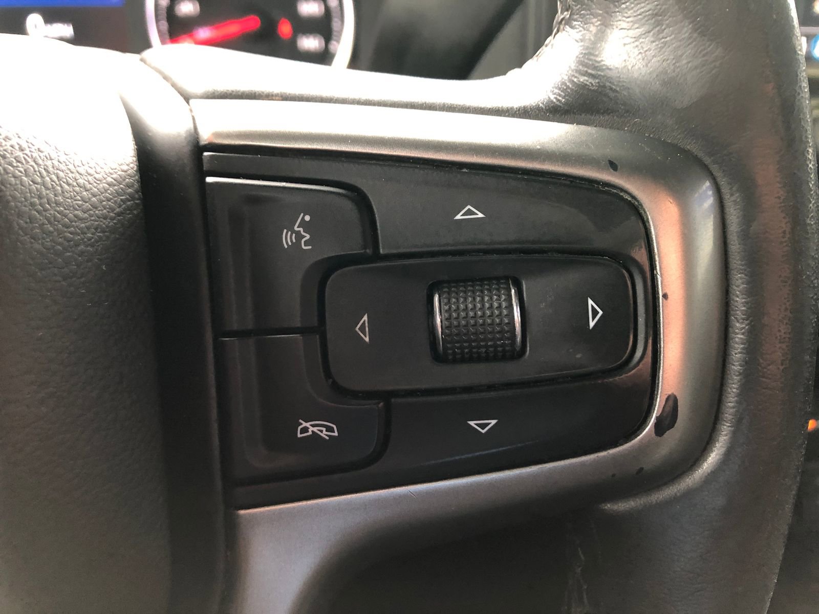 Used 2020 Chevrolet Silverado 1500 LT w/ All-Star Edition image 33