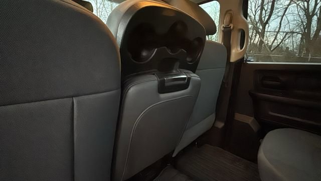 Used 2018 RAM 1500 Express image 23