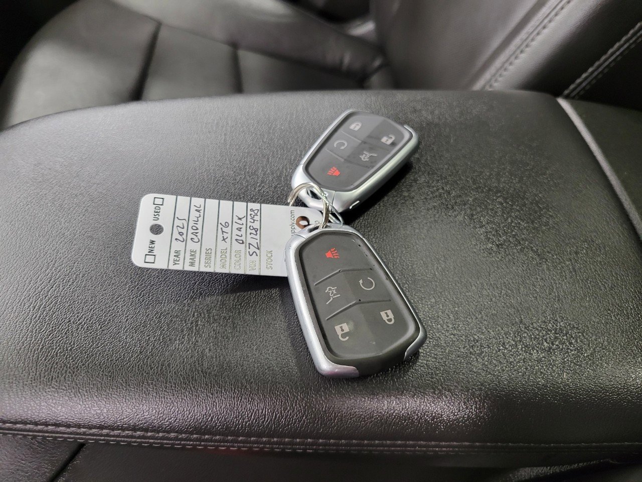 Certified 2025 Cadillac XT6 Premium Luxury image 30