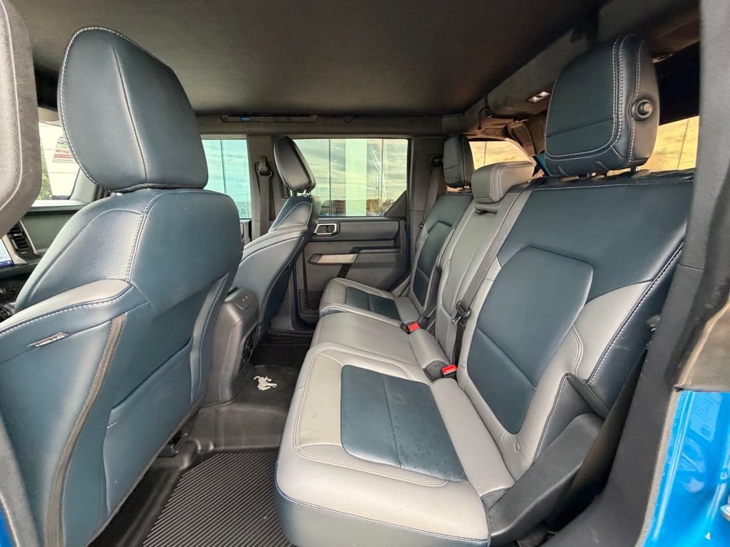 Used 2021 Ford Bronco Outer Banks w/ Sasquatch Package AWD/4WD image 19
