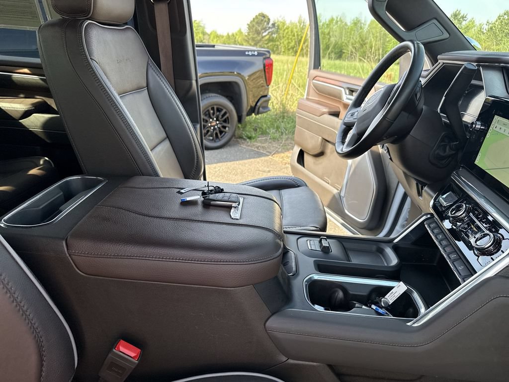 Certified 2024 GMC Sierra 2500 Denali AWD/4WD image 13