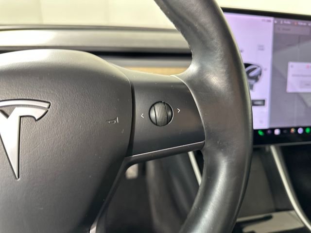 Used 2018 Tesla Model 3 Long Range image 16