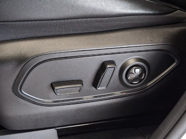 New 2026 Jeep Grand Cherokee Altitude AWD/4WD image 25