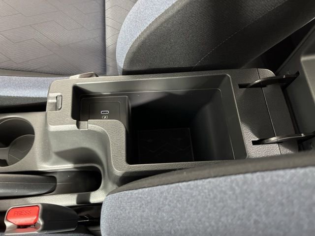 New 2025 Nissan Versa SV w/ Trunk Package image 28