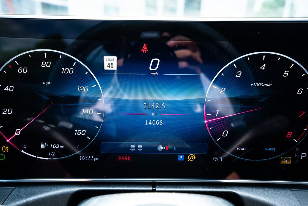 Used 2024 Mercedes-Benz CLE 300 4MATIC Cabriolet image 38
