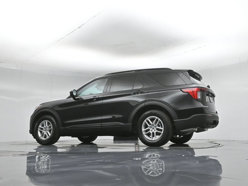 New 2026 Ford Explorer Active RWD image 50