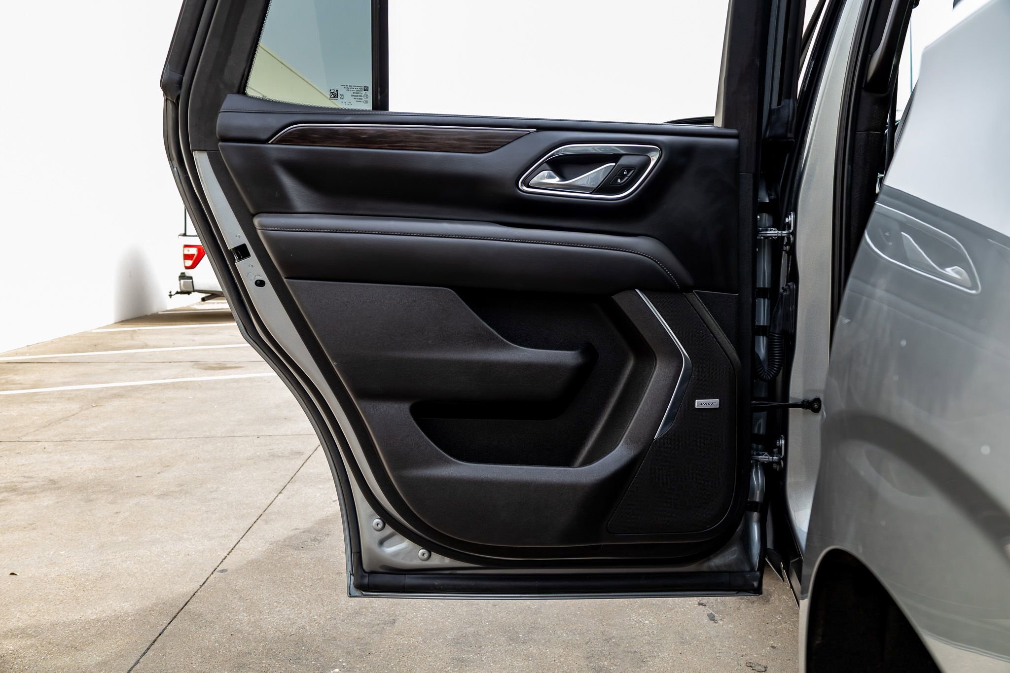 Used 2023 Chevrolet Tahoe LT w/ LT Signature Plus Package image 39