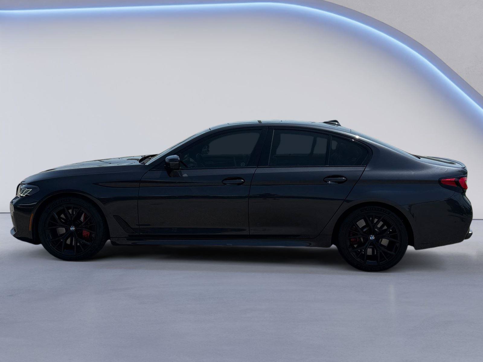 Used 2022 BMW M550i xDrive w/ Executive Package AWD/4WD image 9