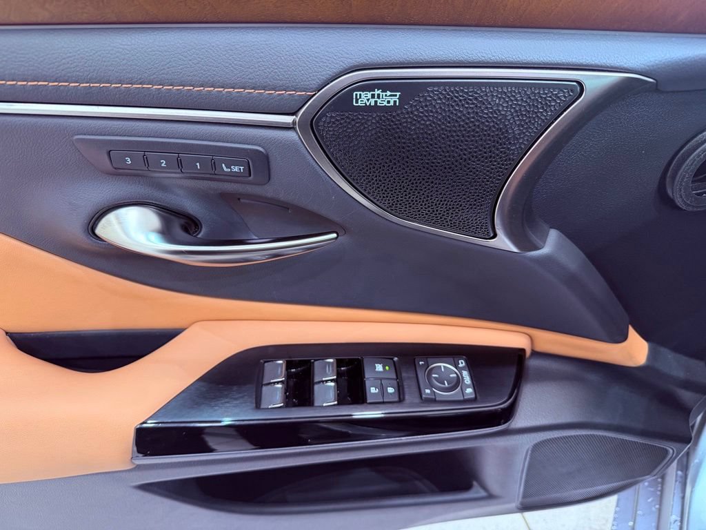 Certified 2024 Lexus ES 350 Ultra Luxury FWD image 21