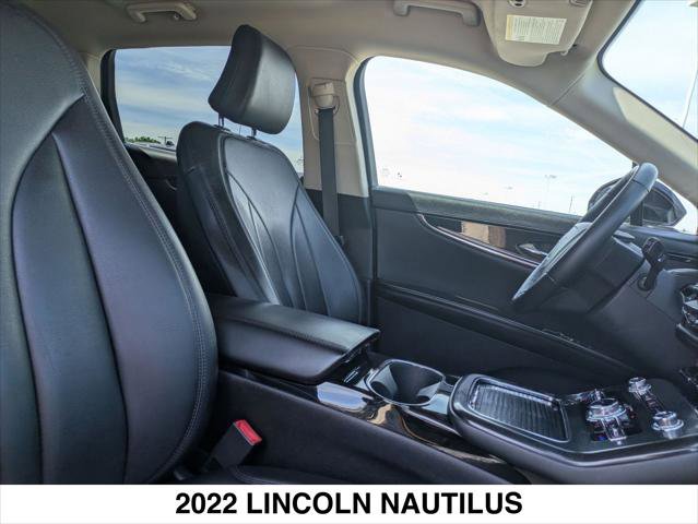 Certified 2022 Lincoln Nautilus FWD w/ Premium Package image 27