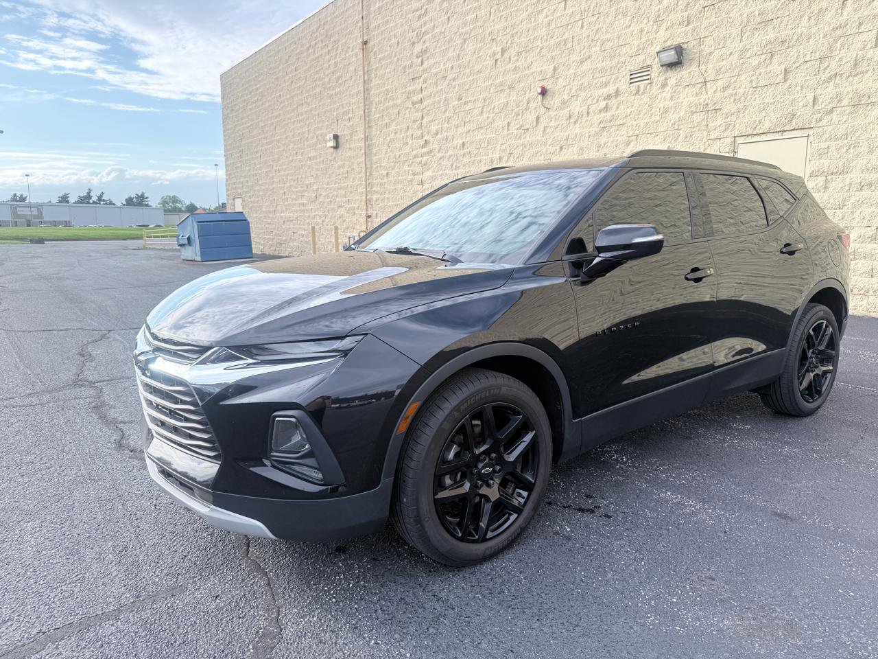 Used 2019 Chevrolet Blazer LT FWD image 1