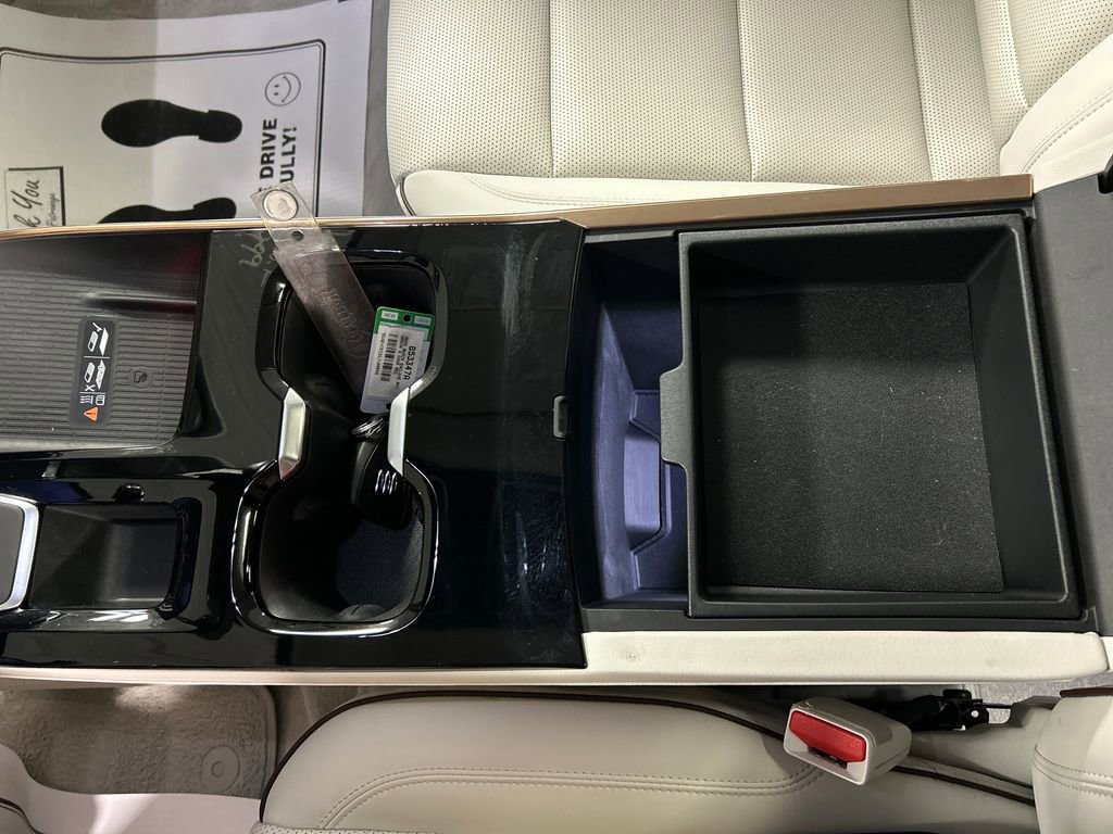 Used 2025 Buick Enclave Avenir w/ Super Cruise Package image 21