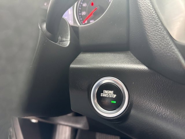 Used 2022 GMC Terrain SLE image 12