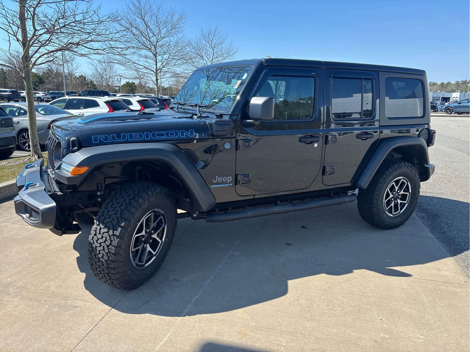 Used 2024 Jeep Wrangler Unlimited Rubicon 4xe w/ Technology Group image 4